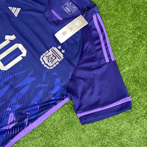 Adidas Leo Messi Fan Version 2022-2023 Men’s Away Soccer Jersey🆕 - Picture 4 of 9